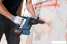Перфоратор Bosch GBH 18V-26 F Professional 0611910003 (с 2-мя АКБ, кейс) Перфоратор Bosch GBH 18V-26 F Professional 0611910003 (с 2-мя АКБ, кейс)