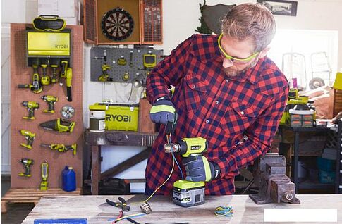 Промышленный фен Ryobi R18HG-0 (без АКБ)