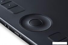 Графический планшет Wacom Intuos Pro Medium PTH-660-N