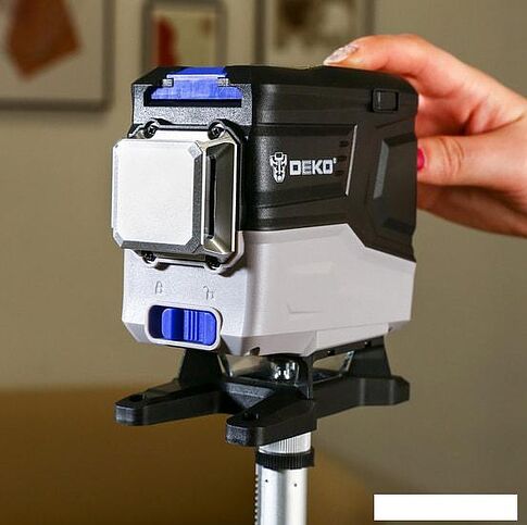 Лазерный нивелир Deko LL12-HVR 065-0202