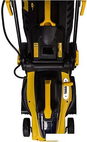 Газонокосилка Champion EMB400 (без АКБ)