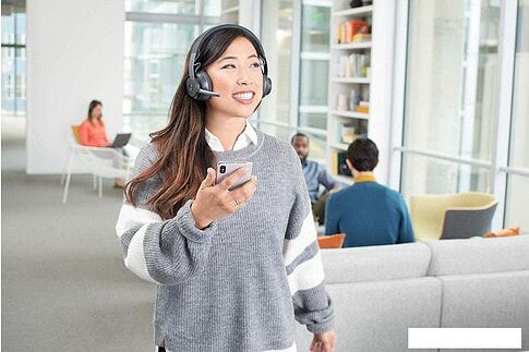 Наушники Logitech Zone Wireless