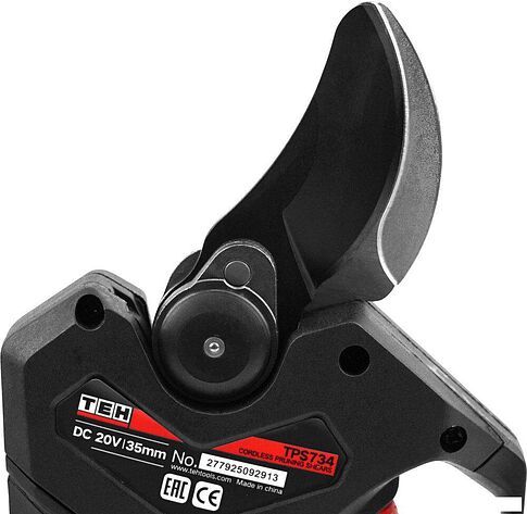 Секатор TEH TPS734 (без АКБ)