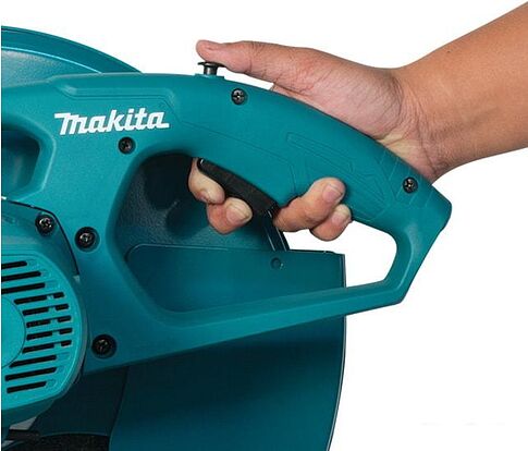 Дисковая пила Makita LW1400