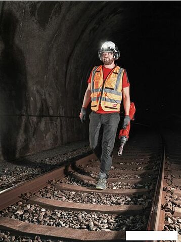 Гайковерт Milwaukee M18 FUEL M18FHIWF1R-0C 4933493140 (без АКБ, кейс)