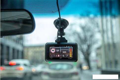 Видеорегистратор-радар детектор (2в1) Roadgid Premier 2CH