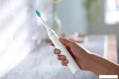 Электрическая зубная щетка Philips Sonicare HX3651/13