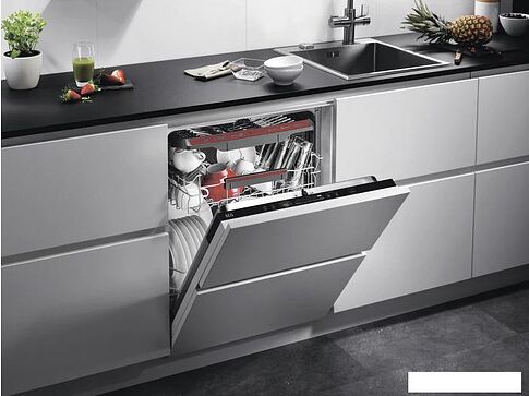 Встраиваемая посудомоечная машина AEG FSB53927Z