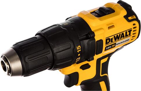 Дрель-шуруповерт DeWalt DCD7771D2 (c 2-мя АКБ, кейс)