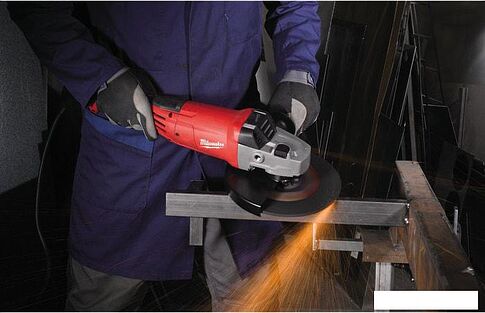 Угловая шлифмашина Milwaukee AG 22-180 DMS 4933431830