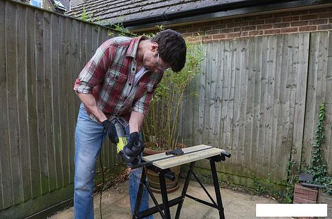 Угловая шлифмашина Ryobi RAG600-115G [5133002643]