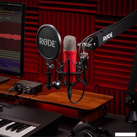 Проводной микрофон RODE NT1 Signature Series (красный)