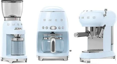 Капельная кофеварка Smeg DCF02PBEU