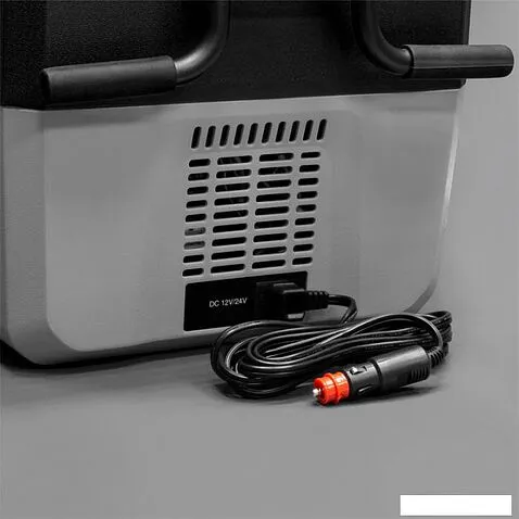 Компрессорный автохолодильник Meyvel AF-SD60