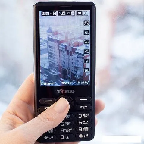 Кнопочный телефон Olmio E35 (черный)