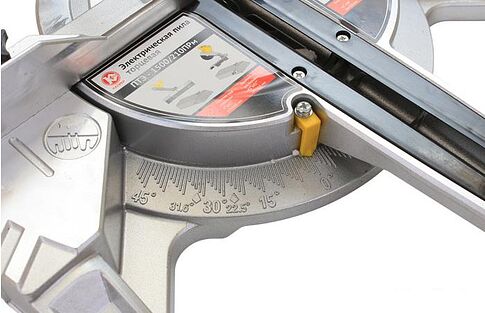 Дисковая пила Калибр Мастер ПТЭ-1500/210ПРм