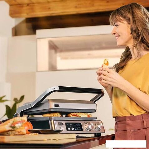 Электрогриль Braun MultiGrill 7 CG7044