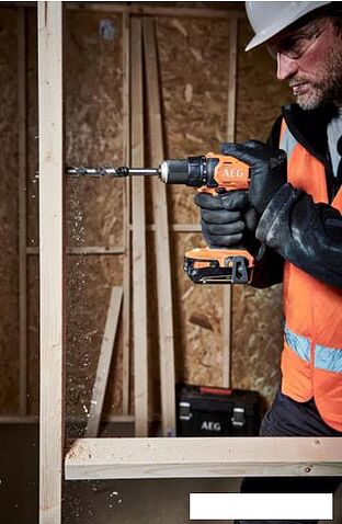 Дрель-шуруповерт AEG Powertools BS 18G4-202C 4935478630 (с 2-мя АКБ, кейс)