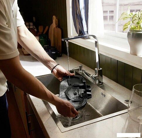 Робот-пылесос Roborock Qrevo L QRL52-02 (с русской озвучкой, черный)