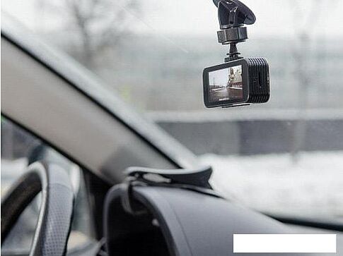 Автомобильный видеорегистратор Lexand LR19 Dual