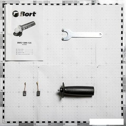 Угловая шлифмашина Bort BWS-1200-125