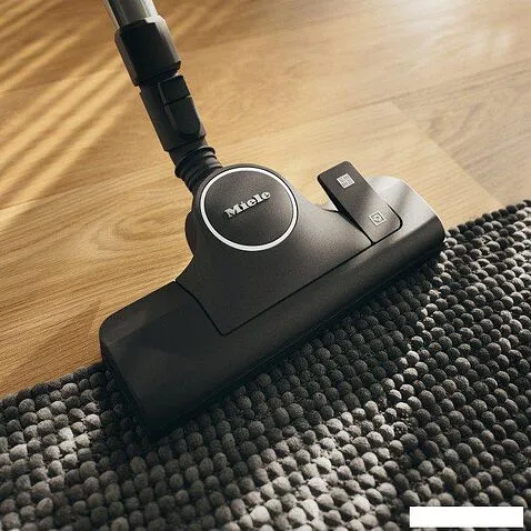 Пылесос Miele Boost CX1 125 Edition (черный обсидиан)