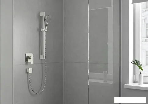 Душевой гарнитур  Hansgrohe Vernis Blend Vario 26275000
