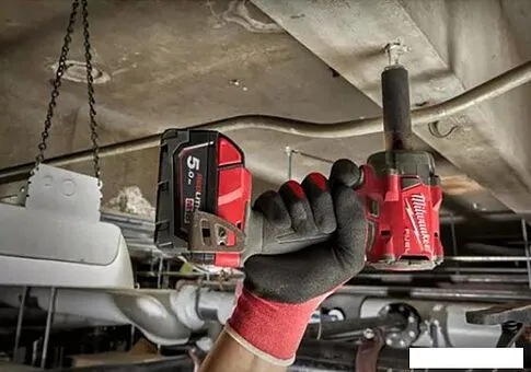 Гайковерт Milwaukee M18 FIW2F38-0X 4933478650 (без АКБ, кейс)