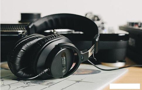Наушники Audio-Technica ATH-PRO5X (черный)