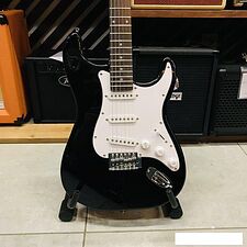 Электрогитара Fabio ST100 BK