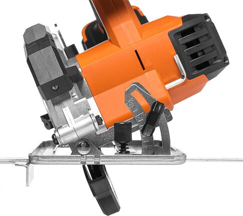 Дисковая (циркулярная) пила Daewoo Power DAS 1621Li (без АКБ)