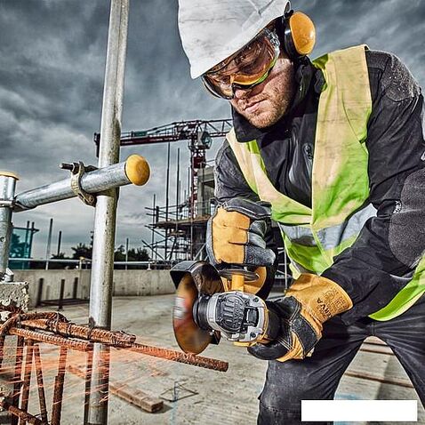 Угловая шлифмашина DeWalt DCG405P2 (с 2-мя АКБ, кейс)