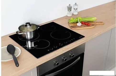 Варочная панель Leran EIH 6543 BV