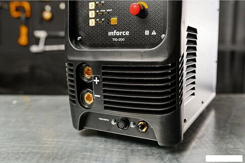 Сварочный инвертор Inforce TIG-200
