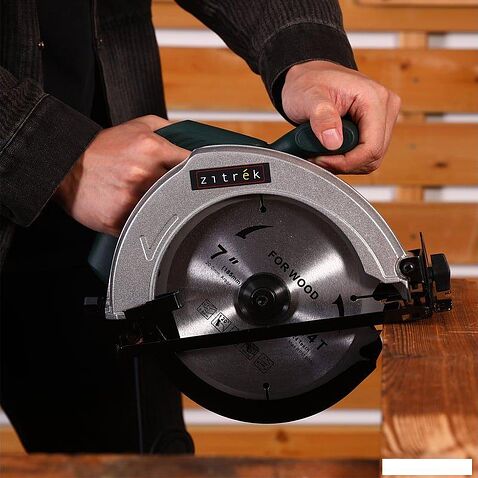 Дисковая (циркулярная) пила Zitrek ZKCS1500 085-1305