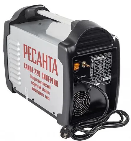 Сварочный инвертор Ресанта Саипа-220 Синергия