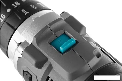 Дрель-шуруповерт Tesla TCD18HD 840374 (с 2-мя АКБ, кейс)