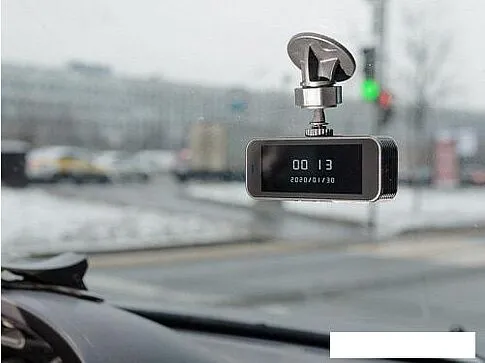 Автомобильный видеорегистратор Lexand LR19 Dual