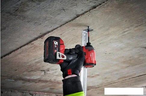 Винтоверт Milwaukee M18 FID2-0X 4933464088 (с 2-мя АКБ, кейс)
