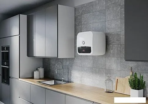 Накопительный электрический водонагреватель над мойкой Ariston ANDRIS2 R 15 O