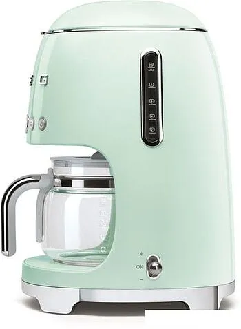 Капельная кофеварка Smeg DCF02PGEU