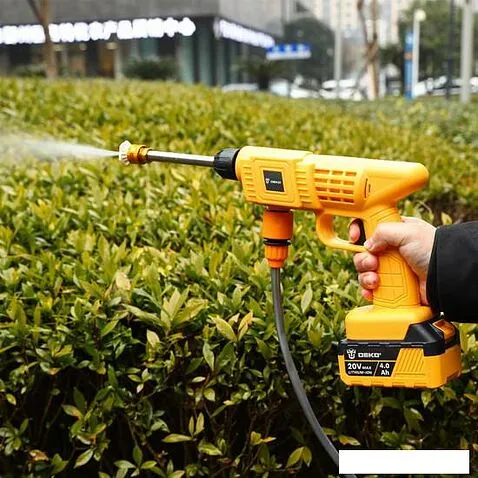 Мойка высокого давления Deko DKCW25 063-4490 (с 1-им АКБ)