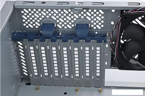 Корпус In Win PE689BL 650W 6190473