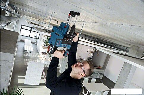 Перфоратор Bosch GBH 18V-26 F Professional 0611910003 (с 2-мя АКБ, кейс)