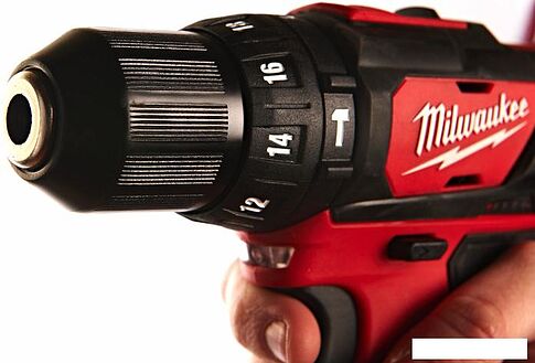 Ударная дрель-шуруповерт Milwaukee M12 BPD-0 4933441950 (без АКБ)