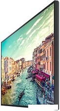 Информационная панель Samsung QM32R
