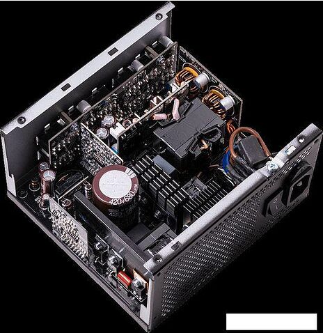 Блок питания ADATA XPG Core Reactor 650W 80+ COREREACTOR650G-BKCEU