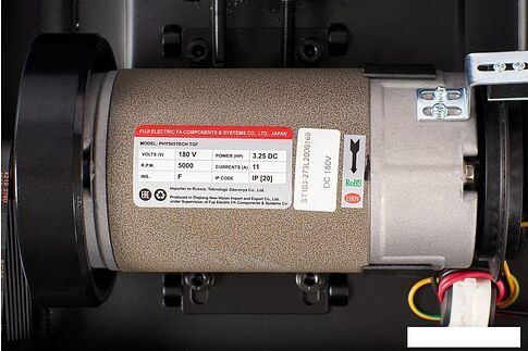 Электрическая беговая дорожка Titanium Masters Slimtech S370 APP