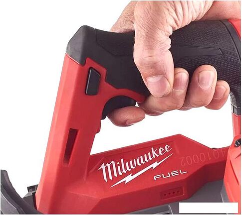 Ленточная пила Milwaukee Fuel M12 FBS64-0C 4933478440 (без АКБ)