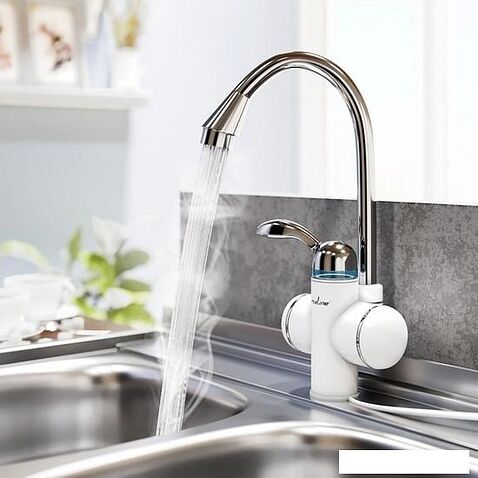 Проточный электрический водонагреватель-кран Mixline WH-001 (белый)